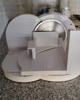 Affettatrice Manuale da Cucina