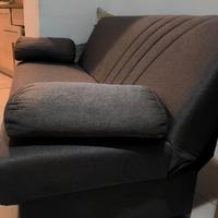 Divano-letto 3 posti.