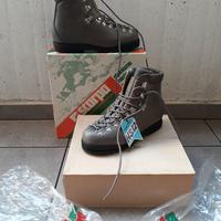 Scarponi montagna nuovi