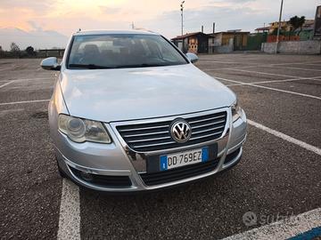 Passat Variant 2007 2.0 TDI DSG HighLine