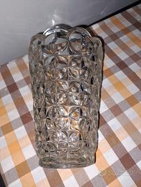 Vaso grande in vetro sagomato. 