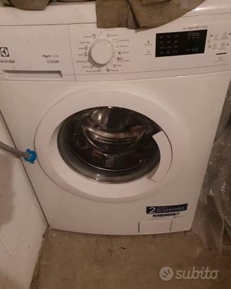 Lavatrice Electrolux RWF1275EOW 7kg