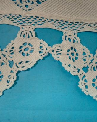 Coperta matrimoniale all'uncinetto