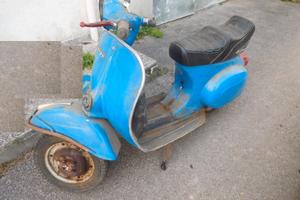TELAIO MOTORE VESPA 50 FARO TONDO L N R SELLA YANK
