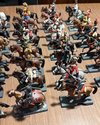 Soldatini di piombo a cavallo