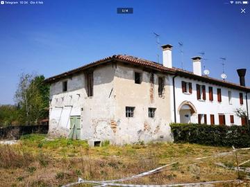 Zona carbonera, rustico da ristrutturare