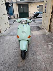 Piaggio Vespa 50 ET4