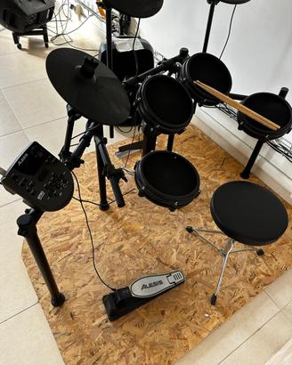 Batteria elettronica Alesis