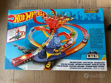 Pista Hot Wheels vulcano