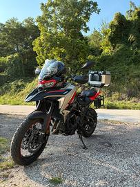 Benelli trk 702 x