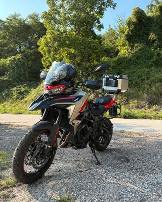 Benelli trk 702 x