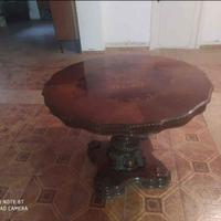 tavolo in legno tondo 