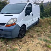 Renault trafic 2004