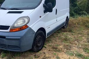Renault trafic 2004