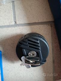 tappo serbatoio auto 