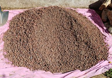 lapillo vulcanico rosso