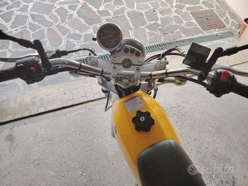 Moto rara