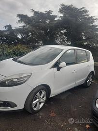 Renault scenic