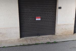 Garage mq. 42 a castrolibero