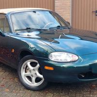 Mazda MX-5 NB Miracle: Legno & Pelle