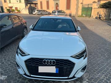 Audi A3 30 tfsi, manuale