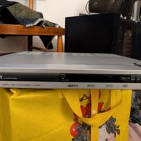 lettore DVD divx + impianto audio 