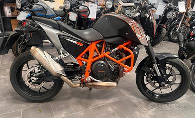 KTM 690 DUKE