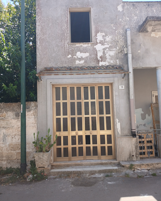 Casa ad aradeo prov lecce
