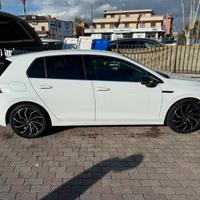 Golf 8 style 1st edition con fari IQ light