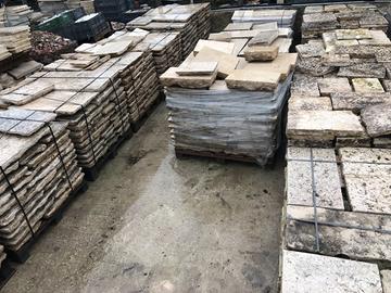 Pietre di recupero pavimenti rivestimenti arredo