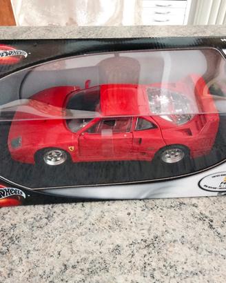 FERRARI F40 2/4 Exotics Series Hot Wheels 1:18