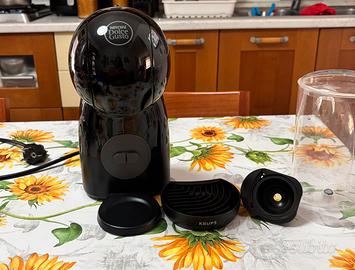 Macchina caffe’ NESCAFE’ DOLCE GUSTO