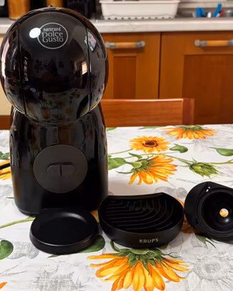 Macchina caffe’ NESCAFE’ DOLCE GUSTO