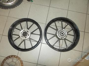 Duke 640 01: cerchio forcella disco pinza sella