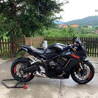 Honda cbr 650r A2 (a libretto)