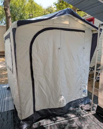Tenda Cucinotto da campeggio.