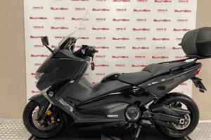 Yamaha T Max 530 DX