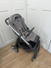 Inglesina aptica con Base auto isofix