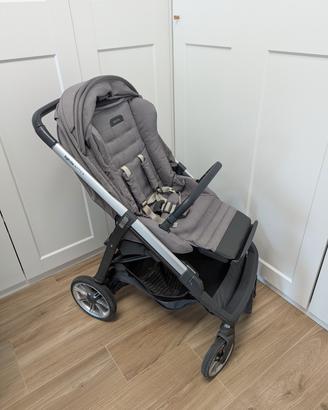 Inglesina aptica con Base auto isofix