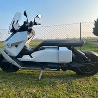 BMW CE 04 scooter elettrico