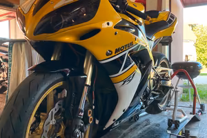 Yamaha YZF R1 2005