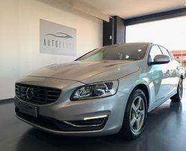 VOLVO V60 D2 Dynamic Edition