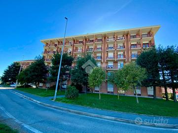 4 LOCALI A BORGARO TORINESE