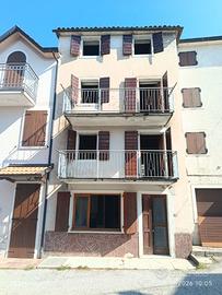Casa a schiera con terreno