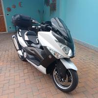 Yamaha T Max - 2010