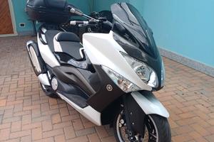 Yamaha T Max - 2010
