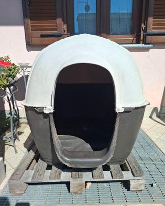 Cuccia in resina da termoplastica