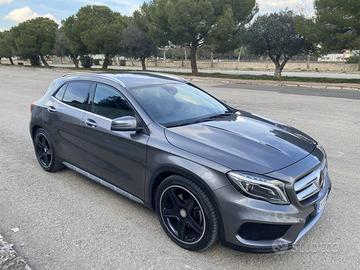 Mercedes-Benz GLA 220 cdi 4 Matic AMG PREMIUM