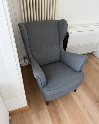Poltrona IKEA STRANDMON grigio scuro