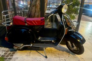 Vespa d'epoca PX 125 del 1981